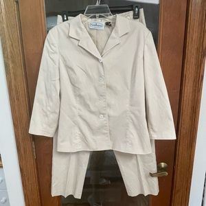 Patchington Pantsuit Set